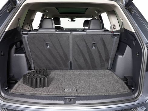 Used 2019 Volkswagen Atlas SEL R-Line AWD/4WD image 23