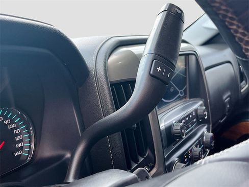 Used 2017 Chevrolet Silverado 2500 High Country w/ Duramax Plus Package image 17