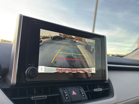 Certified 2025 Toyota RAV4 XLE Premium image 22