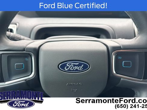 Certified 2025 Ford Expedition Active AWD/4WD image 27