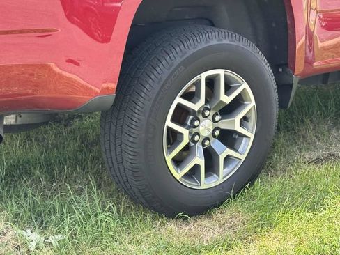 Used 2018 GMC Canyon All Terrain w/ Trailering Package AWD/4WD image 31