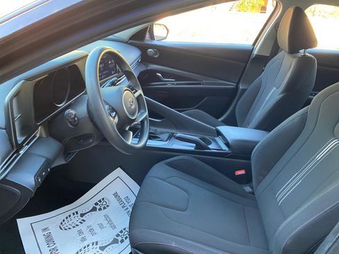 Used 2023 Hyundai Elantra SEL w/ Cargo Package FWD image 34