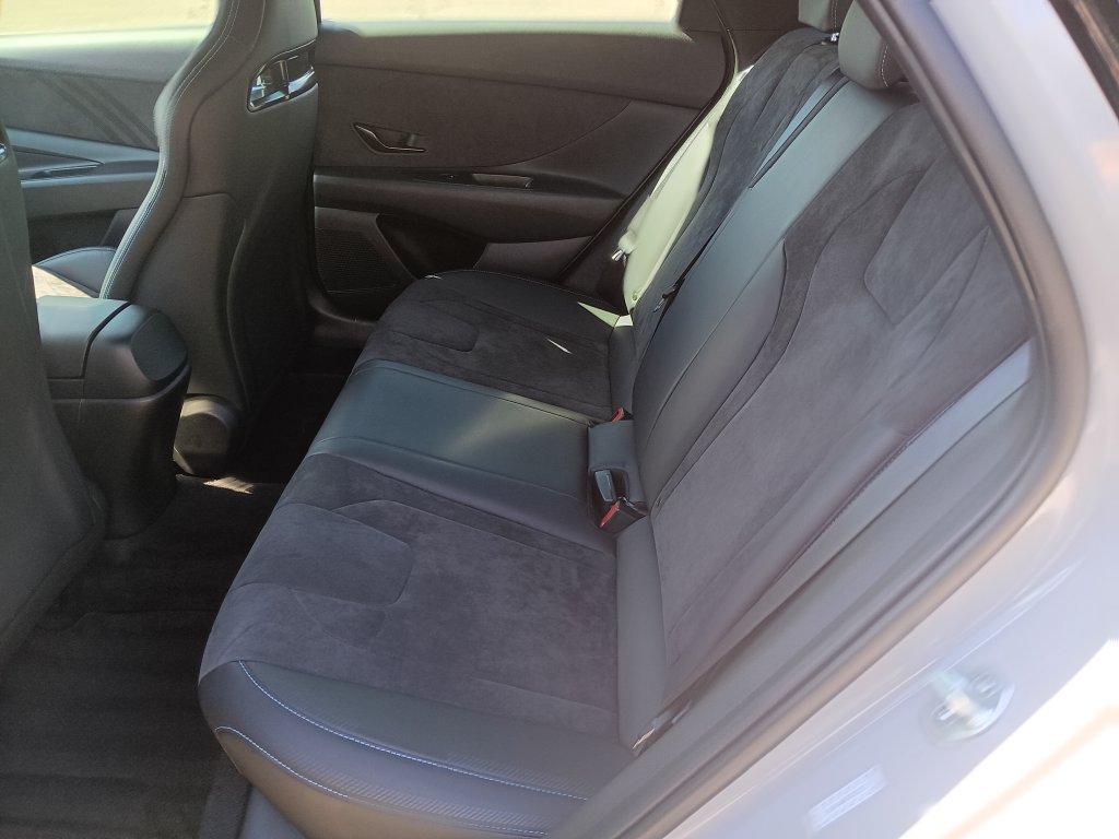 Used 2023 Hyundai Elantra N FWD image 20