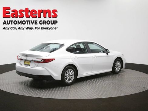 Used 2025 Toyota Camry LE FWD image 43