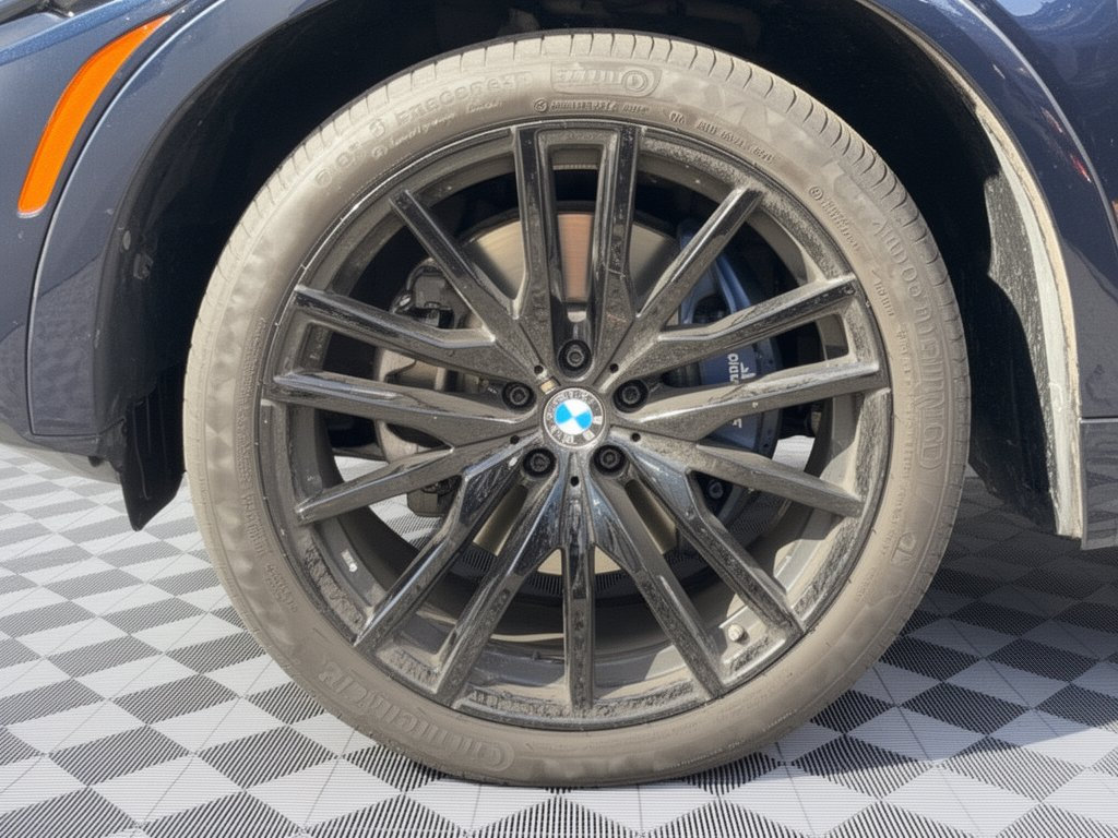 Used 2023 BMW X5 xDrive40i w/ Executive Package AWD/4WD image 13
