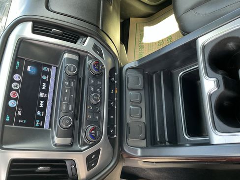 Used 2017 GMC Sierra 1500 SLT w/ SLT Premium Package AWD/4WD image 21
