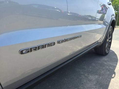 Used 2020 Jeep Grand Cherokee Limited w/ Luxury Group II image 10