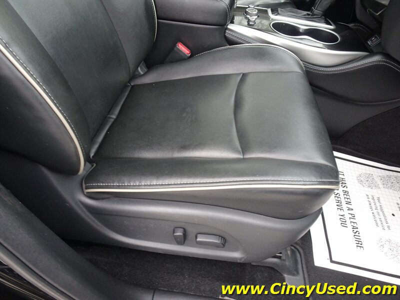 Used 2019 INFINITI QX60 Pure AWD/4WD image 32