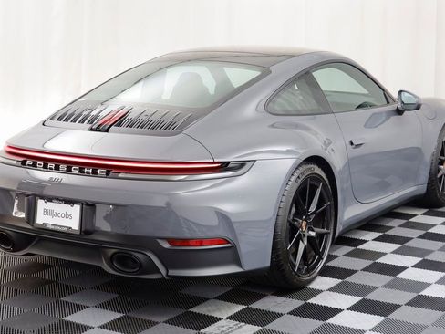 Used 2025 Porsche 911 Carrera image 21