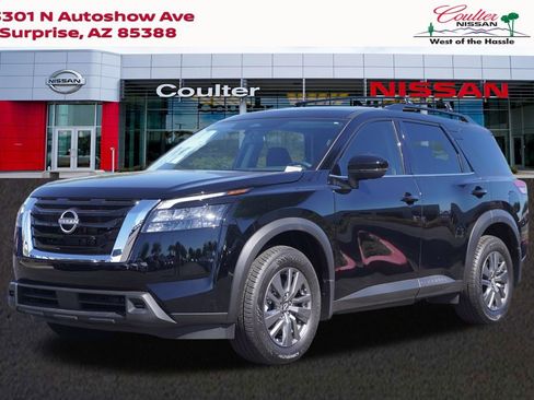 New 2025 Nissan Pathfinder SV image 1