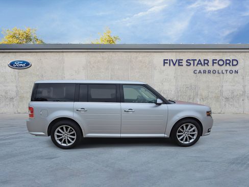 Used 2019 Ford Flex Limited image 9