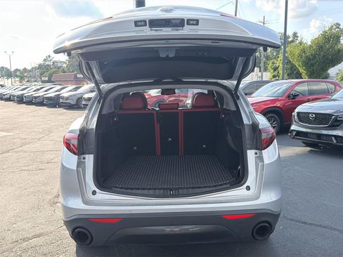 Used 2019 Alfa Romeo Stelvio w/ Nero Edizione RWD image 23