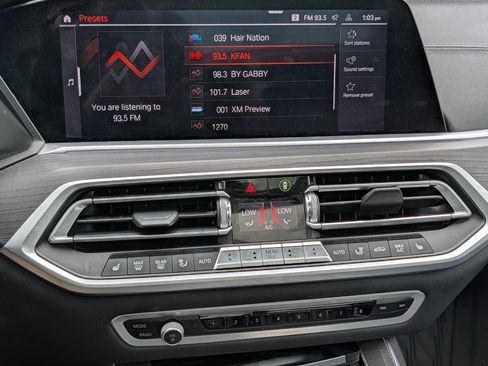 Used 2020 BMW X7 xDrive40i w/ Premium Package AWD/4WD image 23