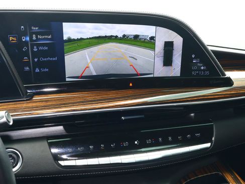 Certified 2024 Cadillac Escalade ESV Premium Luxury RWD image 32
