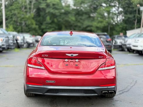 Used 2019 Genesis G70 2.0T Advanced RWD image 3