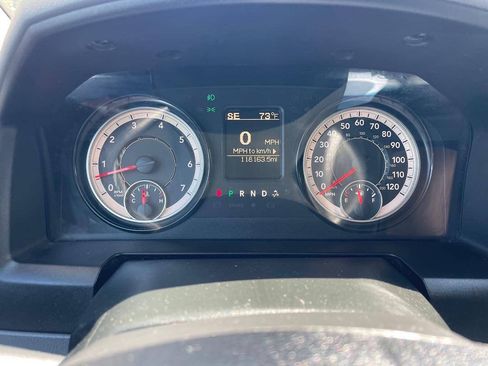 Used 2018 RAM 1500 Express w/ Express Value Package AWD/4WD image 17