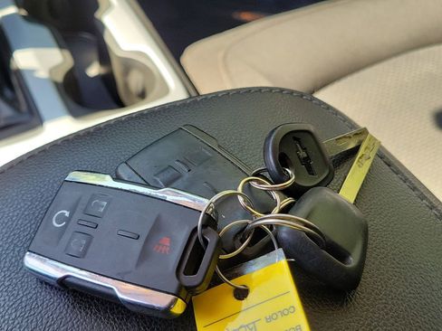 Used 2019 Chevrolet Colorado LT RWD image 34