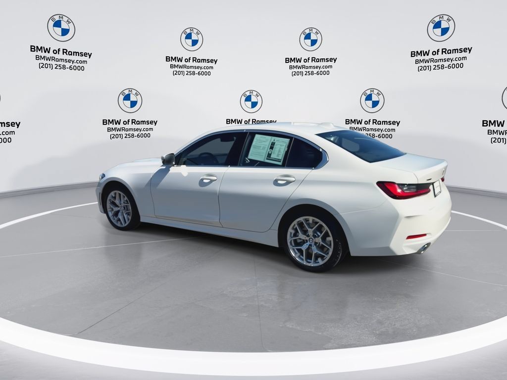 Used 2025 BMW 330i xDrive Sedan AWD/4WD image 6
