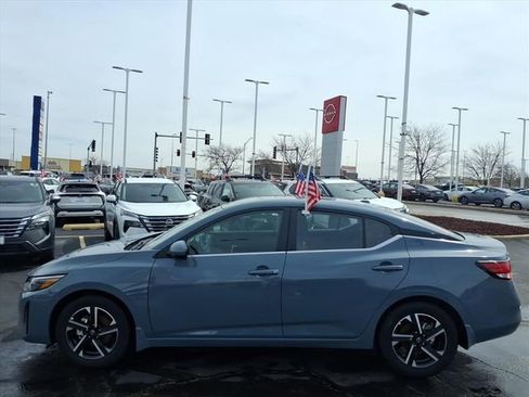 Certified 2025 Nissan Sentra SV w/ Trunk Package image 4