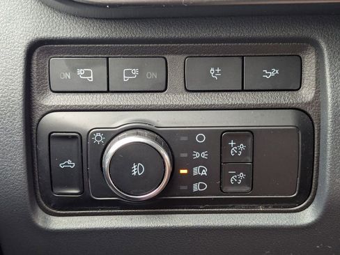 Used 2024 Ford F250 Lariat w/ Sport Appearance Package image 21