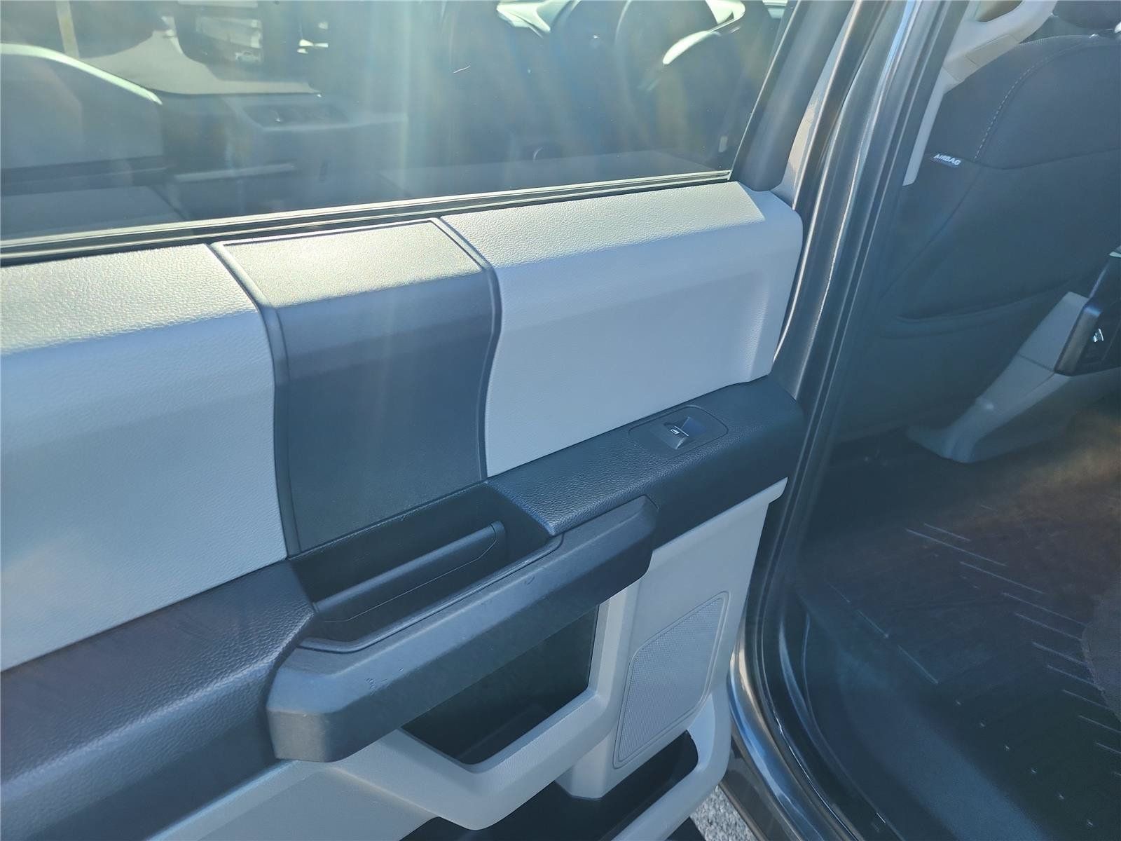 Used 2017 Ford F150 XL w/ Equipment Group 101A Mid AWD/4WD image 20