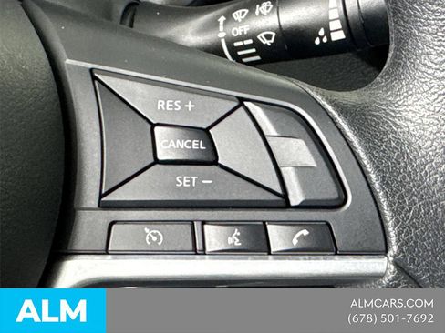 Used 2025 Nissan Altima 2.5 SV FWD image 27