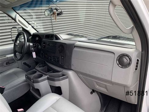 Used 2014 Ford E-150 and Econoline 150 image 29