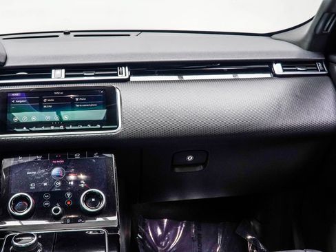 Used 2020 Land Rover Range Rover Velar R-Dynamic S AWD/4WD image 20