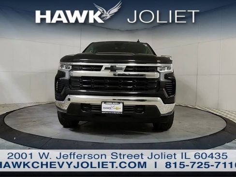 Used 2023 Chevrolet Silverado 1500 LT w/ Protection Package AWD/4WD image 3