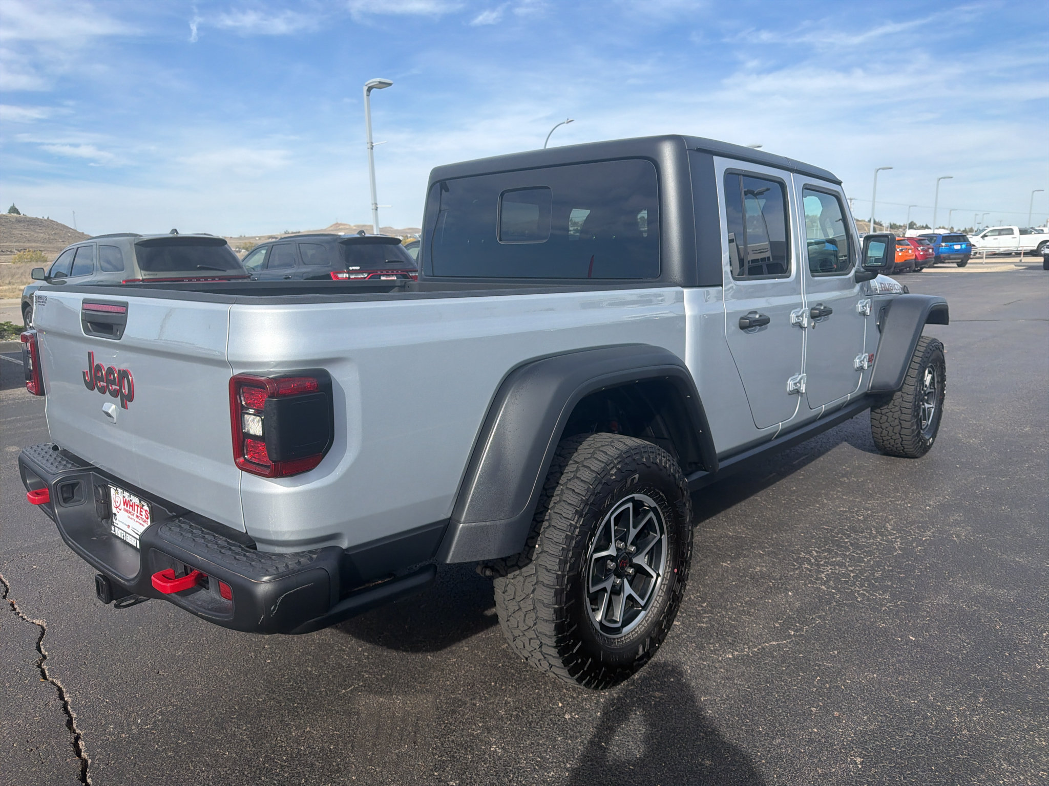 Used 2024 Jeep Gladiator Rubicon w/ Convenience Group AWD/4WD image 5