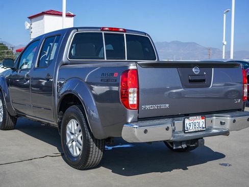 Used 2018 Nissan Frontier SV w/ Value Truck Package image 7