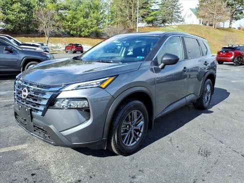 Certified 2025 Nissan Rogue S image 11