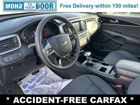 Used 2019 Kia Sorento LX image 10
