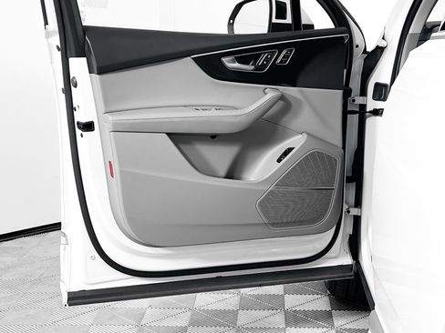 Used 2024 Audi Q7 2.0T Premium Plus image 14