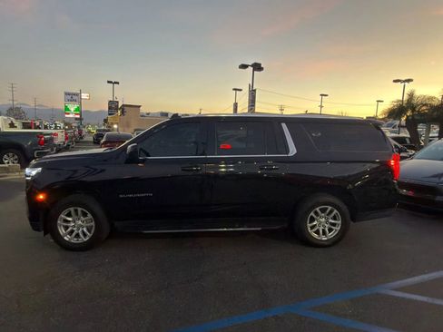 Used 2023 Chevrolet Suburban LS image 3
