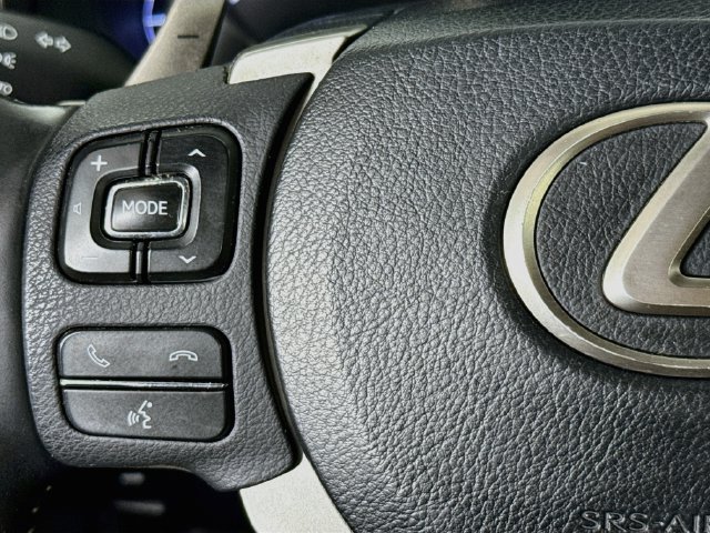 Used 2019 Lexus IS 300 RWD image 11