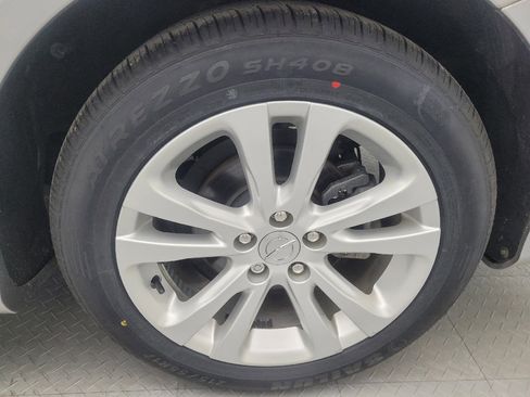 Used 2017 Chrysler 200 Limited Platinum image 31