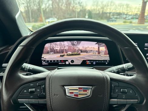 Certified 2021 Cadillac Escalade ESV Sport Platinum image 17