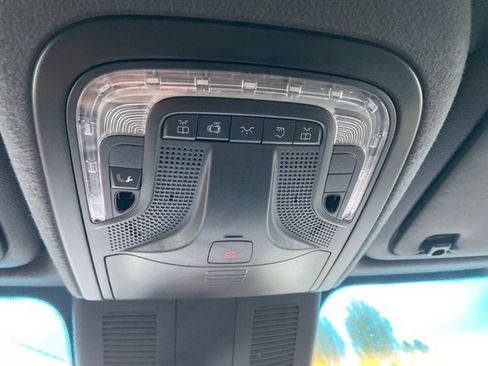 Used 2024 Mercedes-Benz Sprinter 2500 w/ Acoustic Package image 19