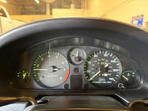 Used 1997 MAZDA MX-5 Miata STO-Edition Convertible 2D image 11