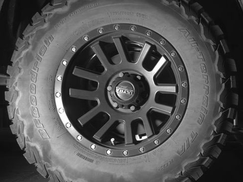 Used 2019 Ford F150 XLT w/ Equipment Group 301A Mid AWD/4WD image 9