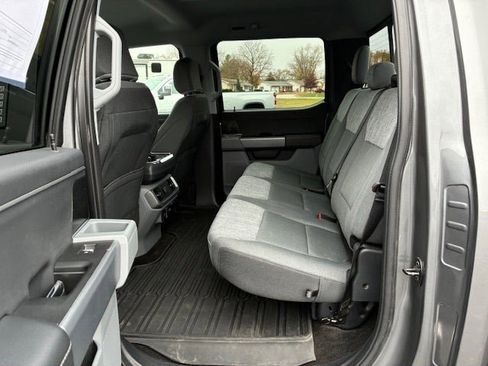 Used 2022 Ford F150 XLT w/ Equipment Group 302A High AWD/4WD image 16