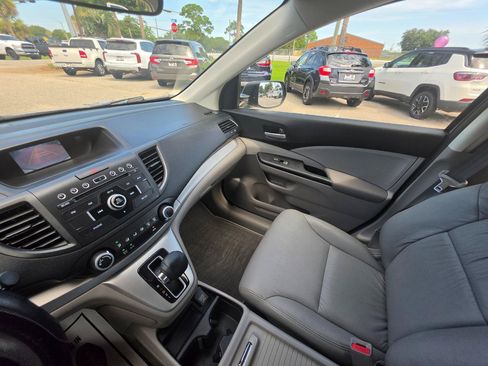 Used 2014 Honda CR-V LX image 26