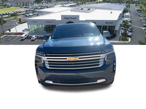 Used 2021 Chevrolet Suburban High Country image 2