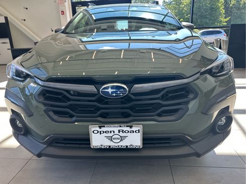 Used 2024 Subaru Crosstrek 2.5i Limited AWD/4WD image 25