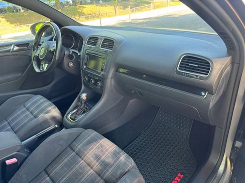 Used 2012 Volkswagen GTI 4-Door FWD image 25