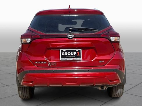 Used 2023 Nissan Kicks SV image 5