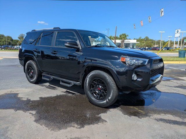 Used 2019 Toyota 4Runner SR5 Premium RWD image 3