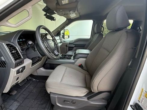 Used 2022 Ford F250 XLT w/ XLT Premium Package image 11