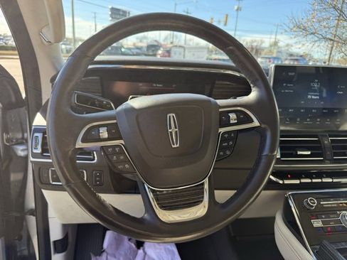 Used 2022 Lincoln Navigator L Black Label image 21